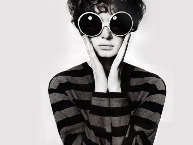 Dress-the-Part-Oversized-Round-Glasses-Complete-Your-Voguepedia